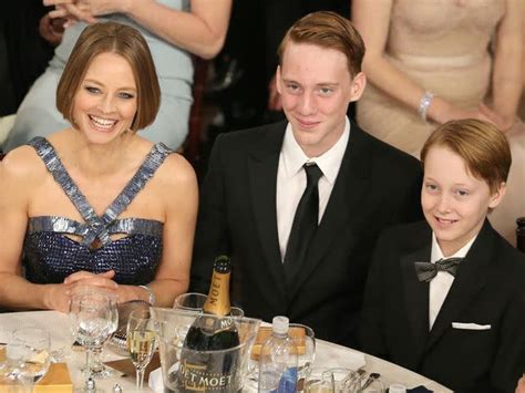 kit bernard foster|did jodie foster give birth to her children.